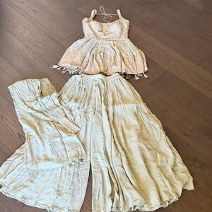 Light green Three-Piece Boho Top and Wide Leg Pants Set./ Indian dress.